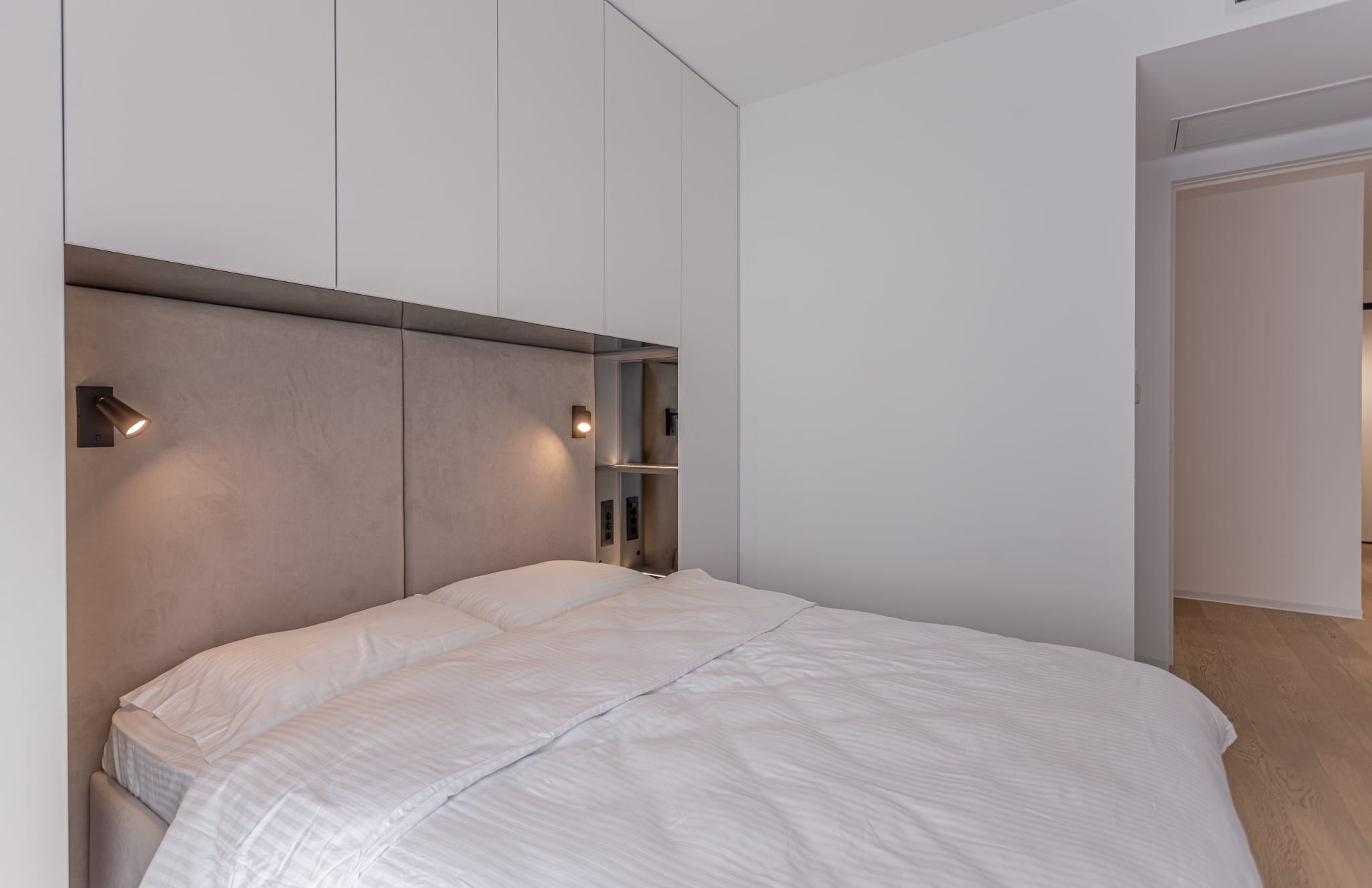 One Lake Club — 2 camere — foto 14