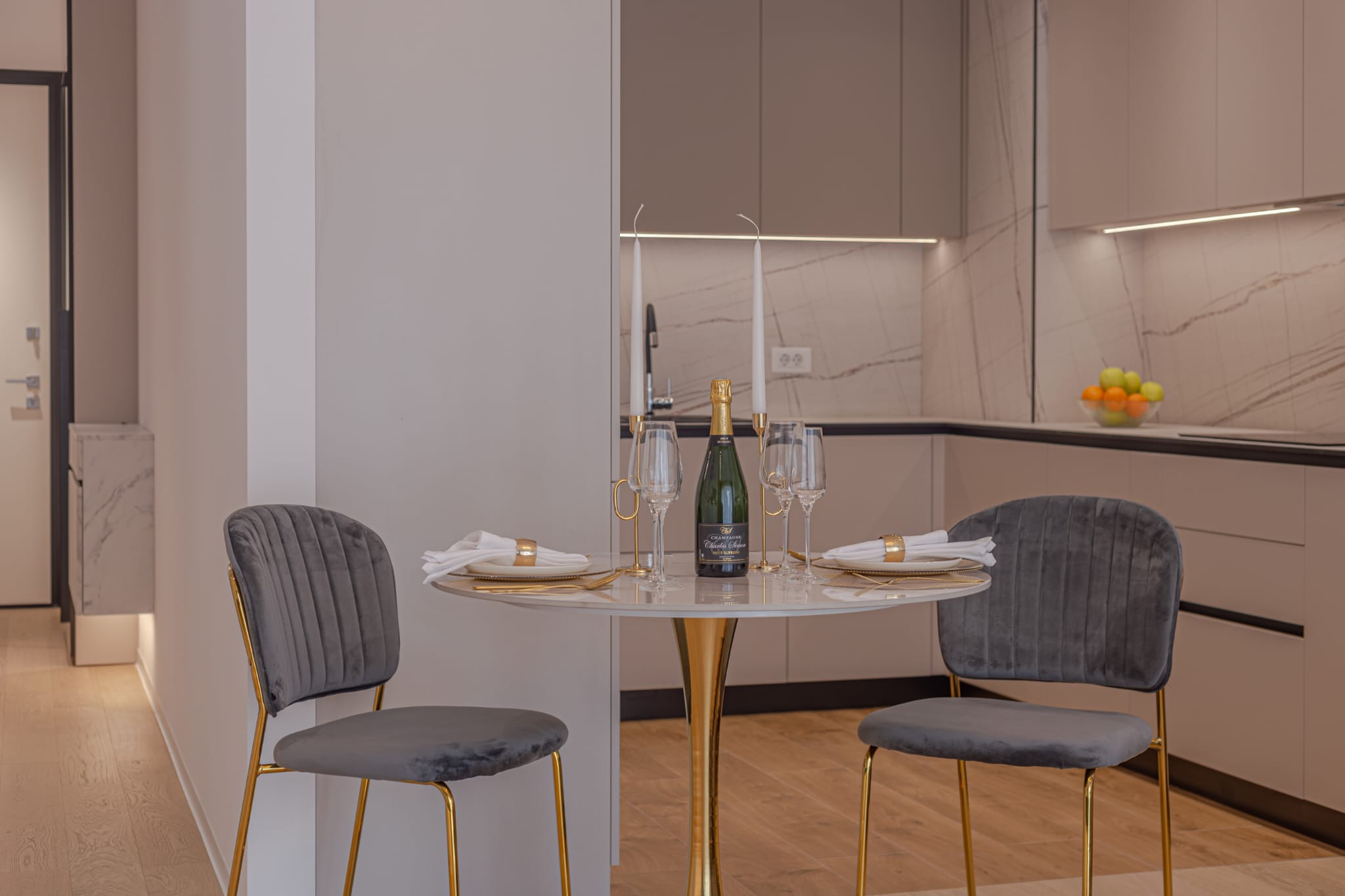 One Lake Club — 2 camere — foto 4