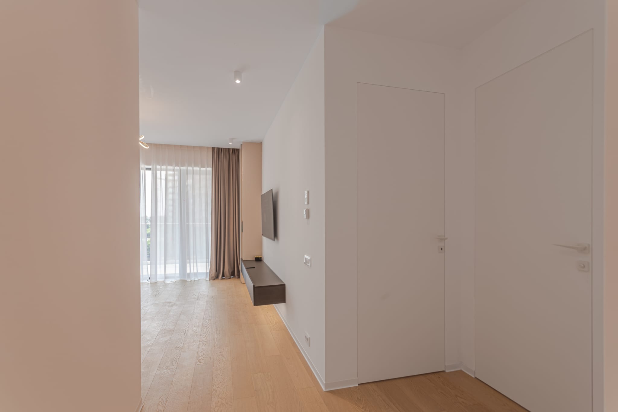 One Lake Club — 2 camere — foto 6